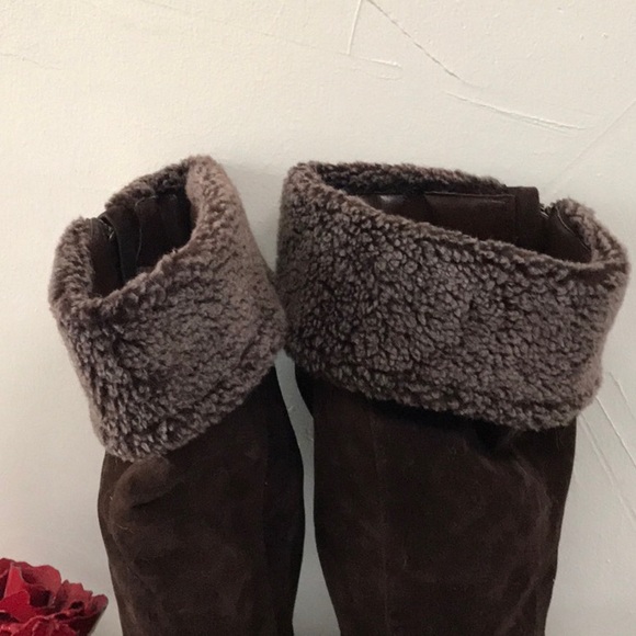 Bamboo  vegan  suede vegan fur cuffed side zipper high boots Size 6/36 - Picture 6 of 12